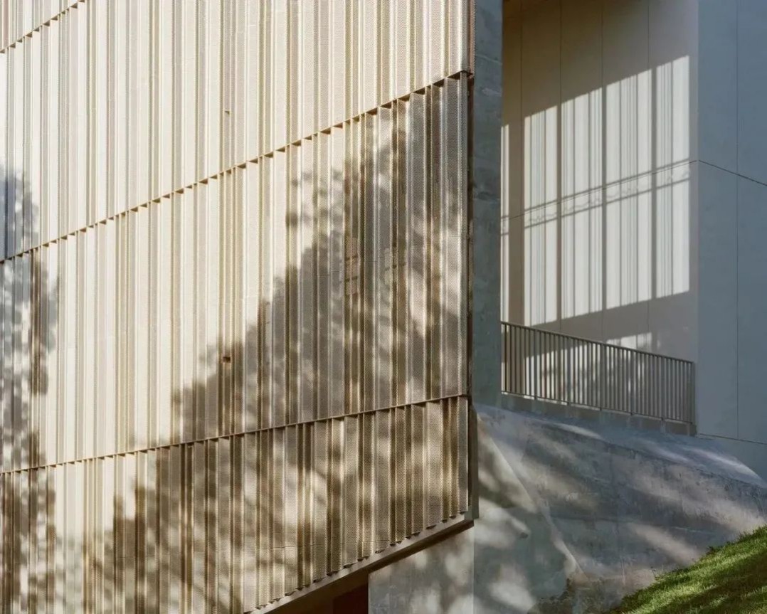 1688348471545186.jpg 1688348471545186.jpg