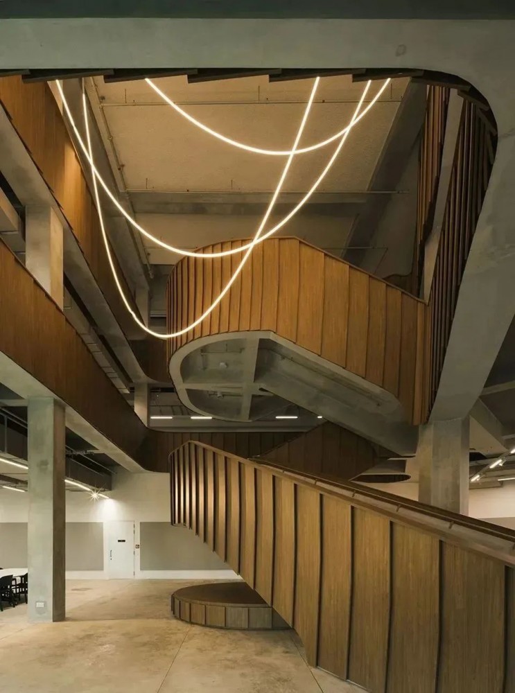 1688348710211438.jpg 1688348710211438.jpg