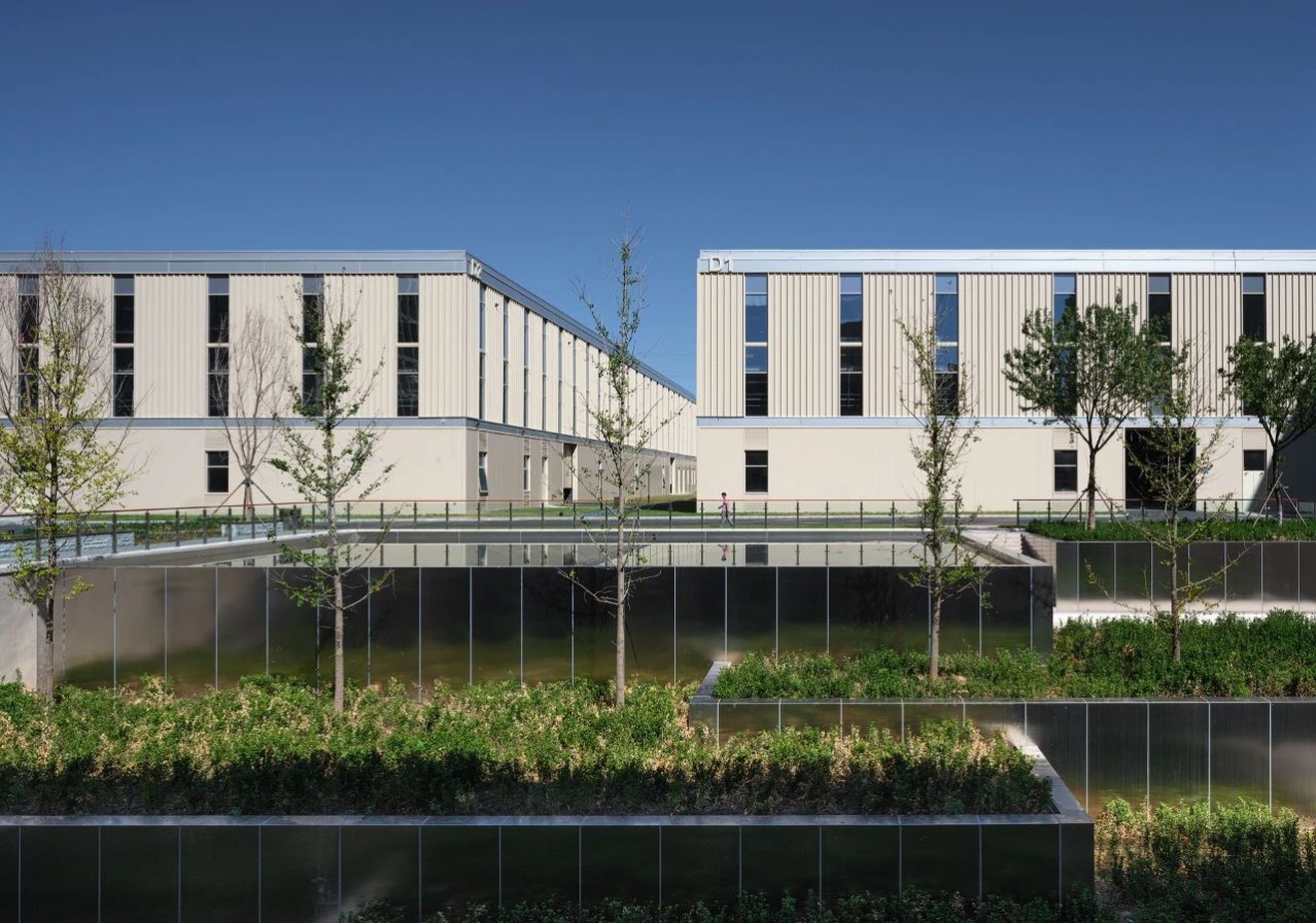 1698047046740874.jpg 1698047046740874.jpg