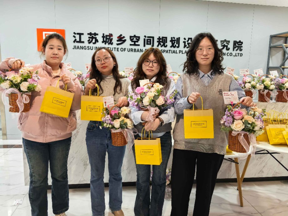 1741318033917393.jpg 1741318033917393.jpg